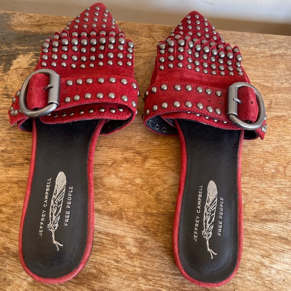 JEFFERY CAMPBELL FREE PEOPLE Shoes Red Studded Fringed Suede Buckle Flats 8.5M - Picture 10 of 12